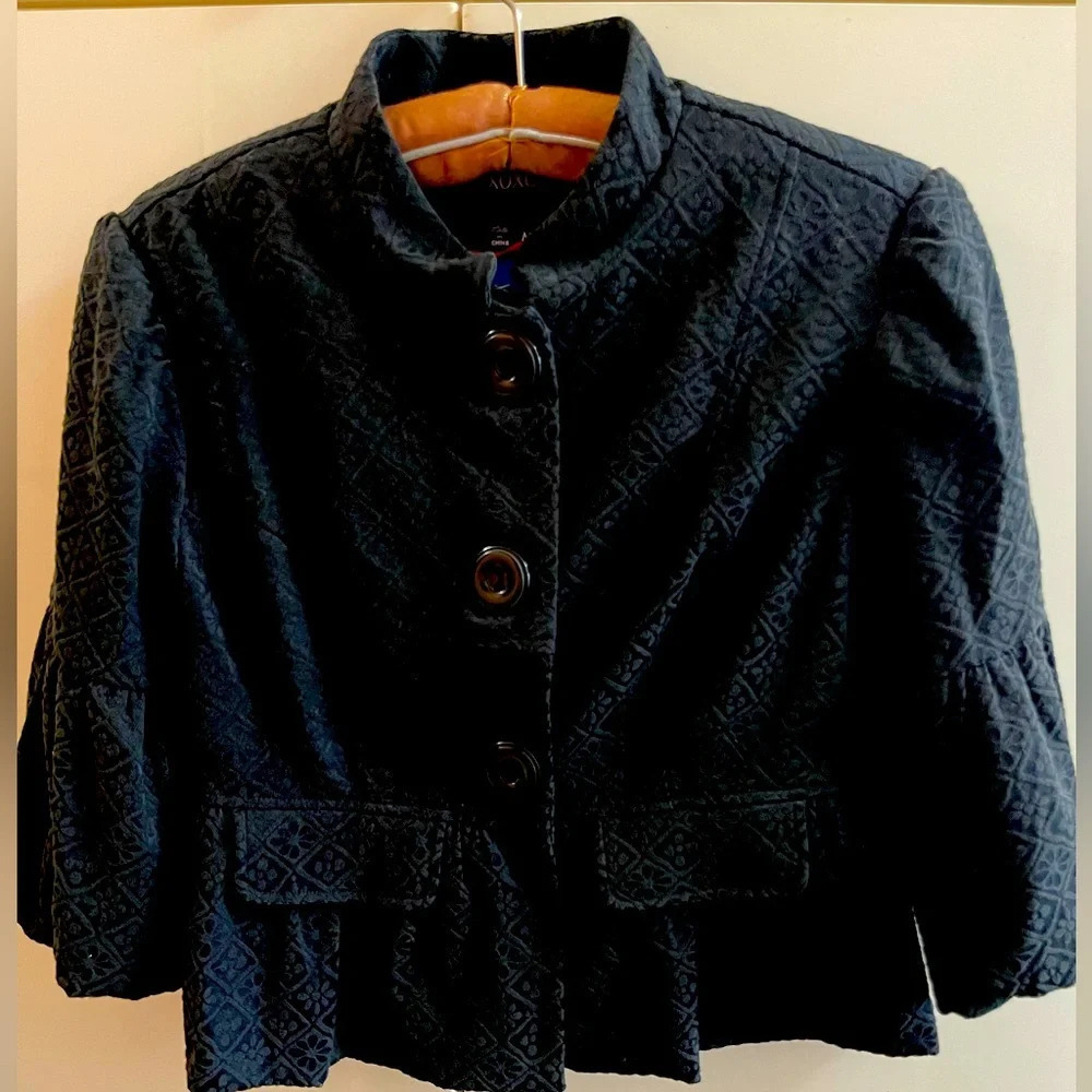 XOXO Women Size M Blazer Black 3/4 Sleeve Jacket Career Crop cotton mix